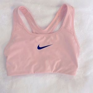 Nike XS pink sports bra EUC worn 1x